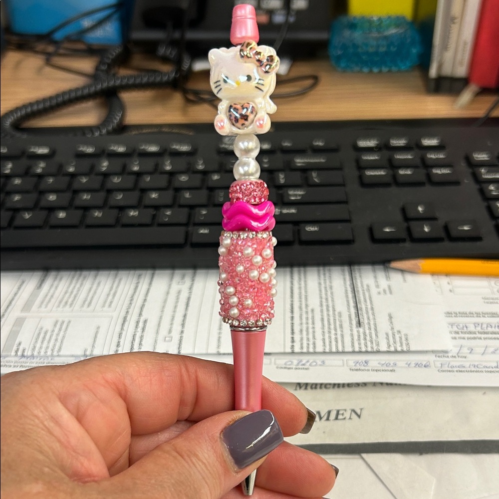 Pink Beaded Hello Kitty Style Cute Pen